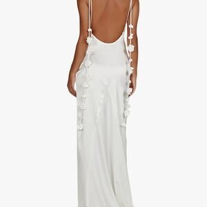 Elegant White Backless Dress